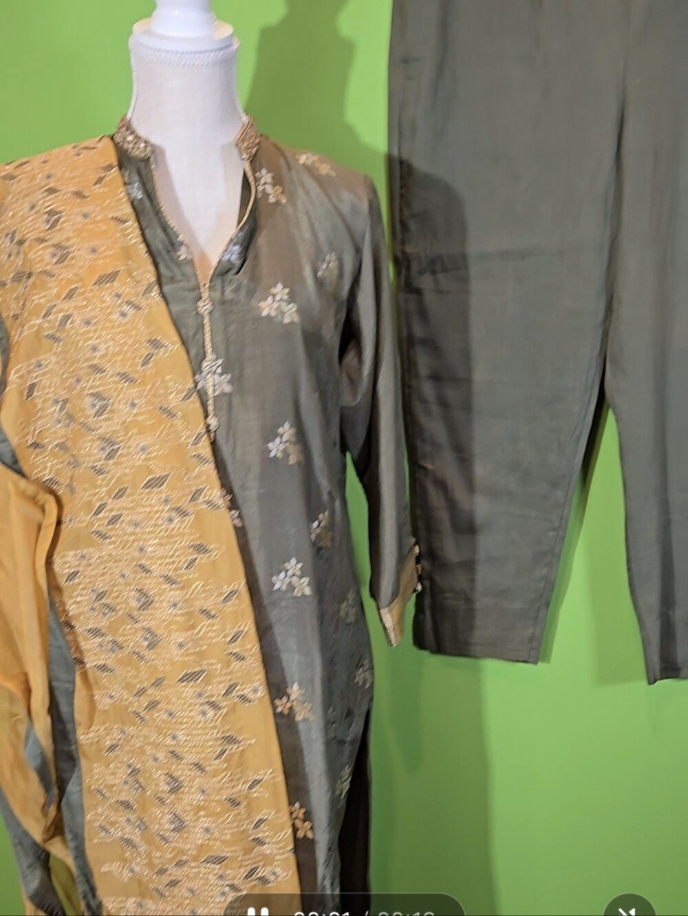 Olive Green and metallic gold Kurta pants and tunic